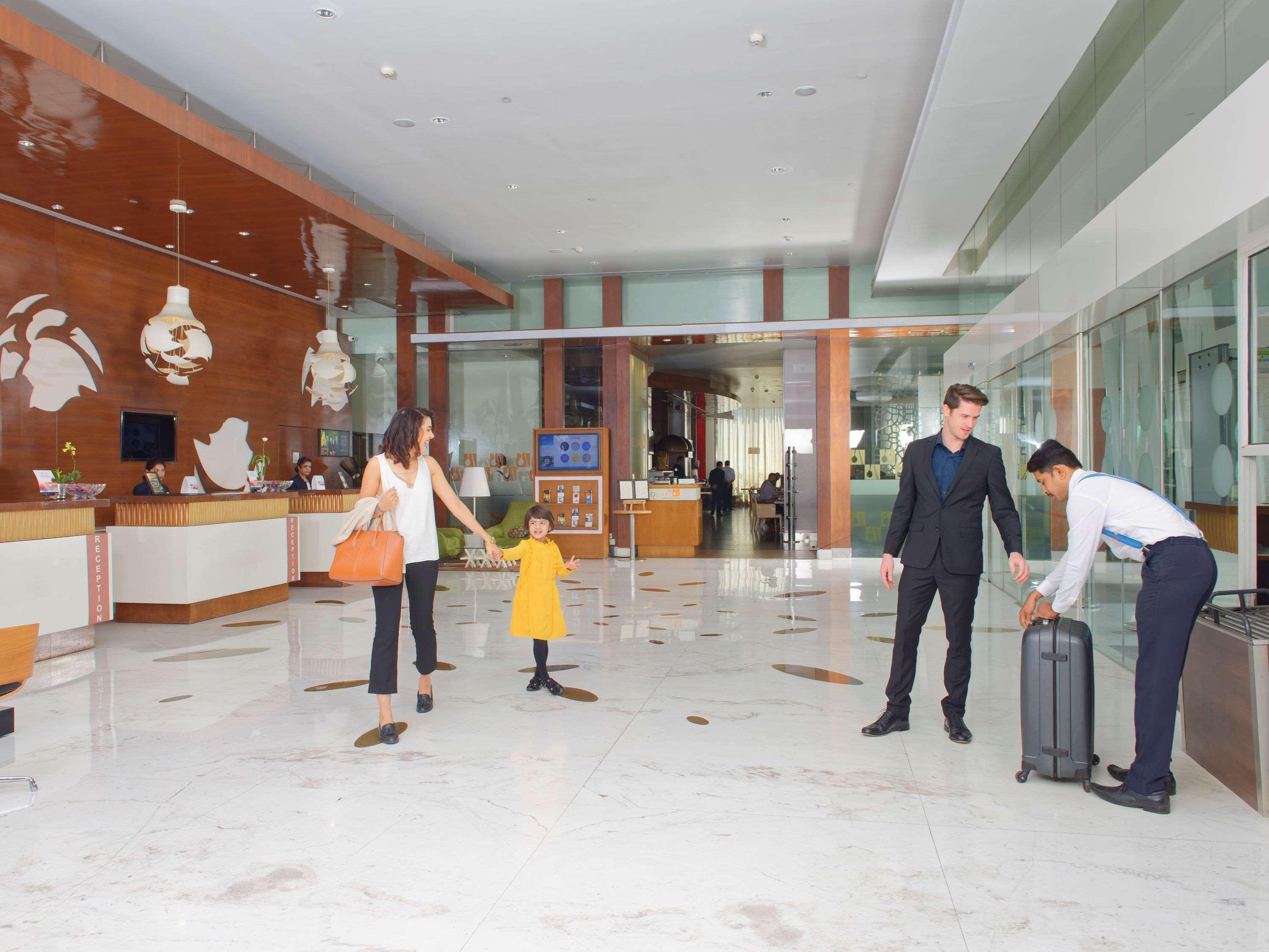 Novotel Bengaluru Outer Ring Road Bagian luar foto