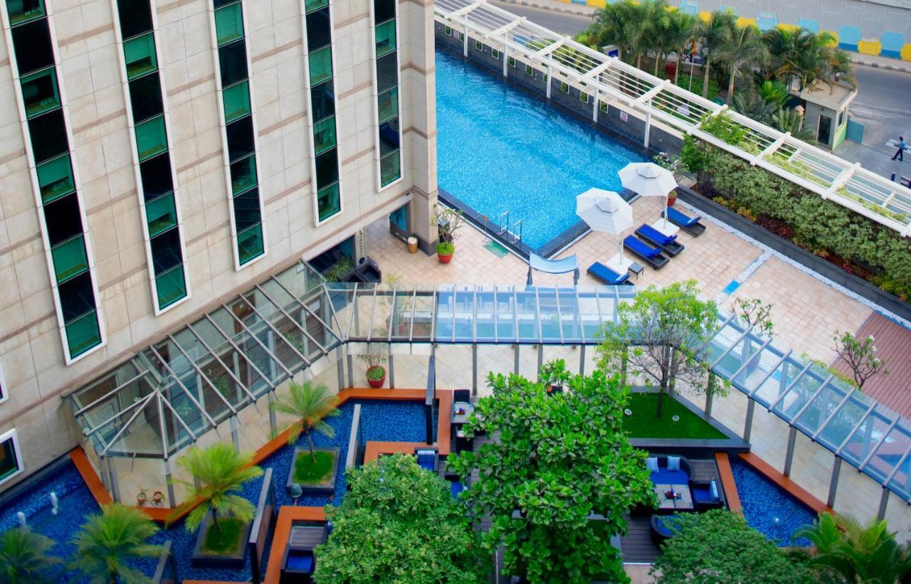 Novotel Bengaluru Outer Ring Road Bagian luar foto
