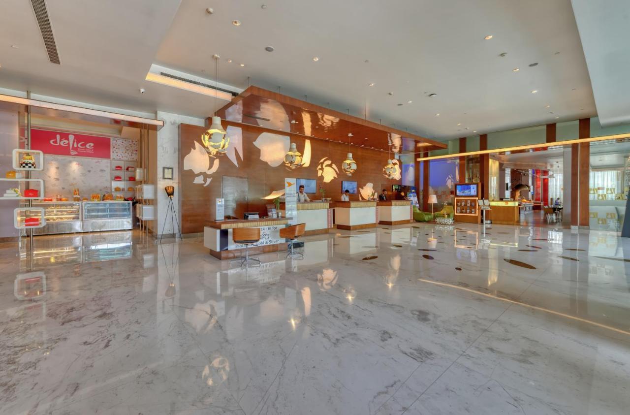 Novotel Bengaluru Outer Ring Road Bagian luar foto