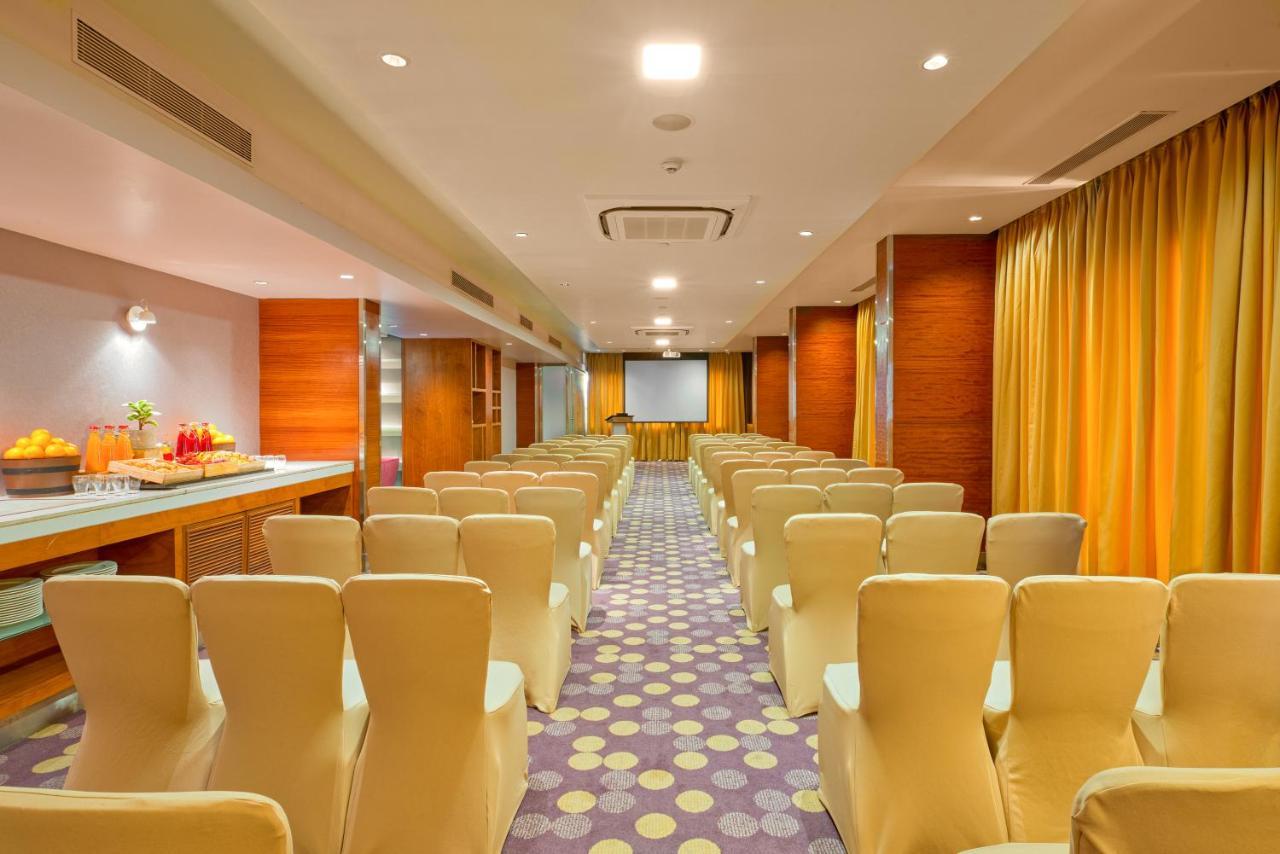 Novotel Bengaluru Outer Ring Road Bagian luar foto