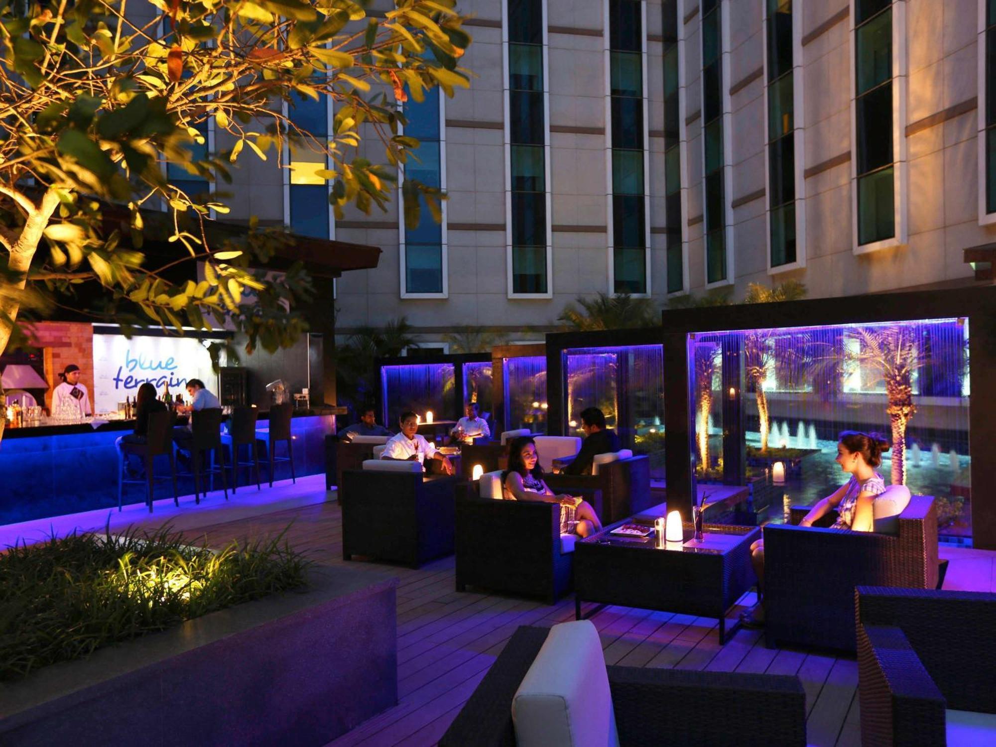Novotel Bengaluru Outer Ring Road Bagian luar foto