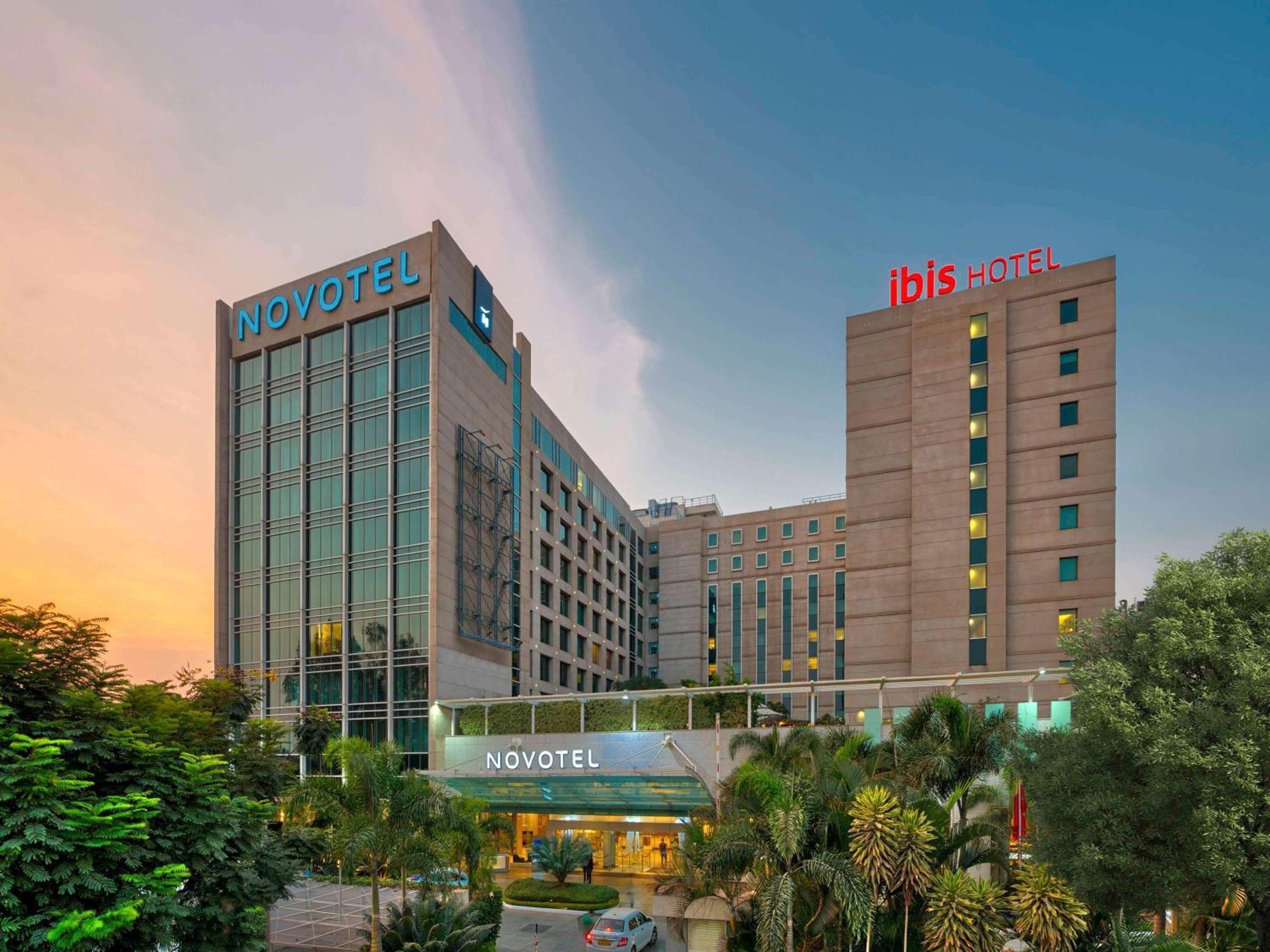 Novotel Bengaluru Outer Ring Road Bagian luar foto